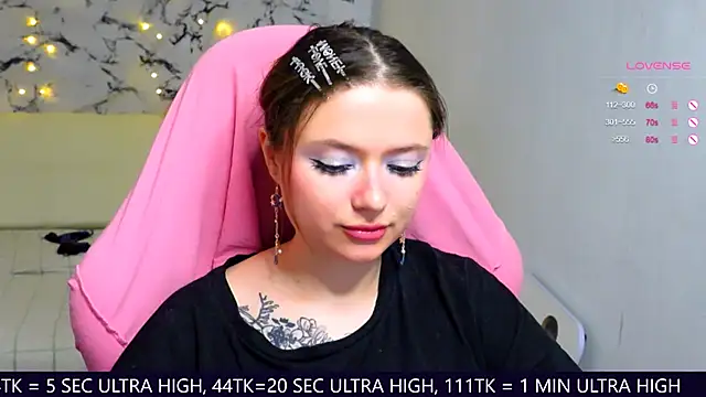 me  hanna online show from March 2025 01:37:02 AM