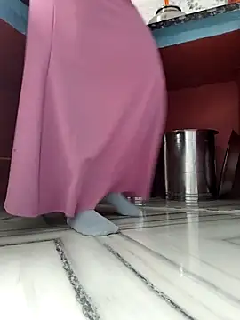 Snapshot of Archna-ji chatting on March 2025 03:14:01 AM Archna-ji online show from March 2025 03:14:01 AM