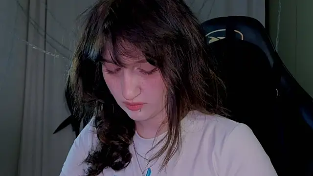 ELLIEJAY online show from November 2025 05:18:02 AM