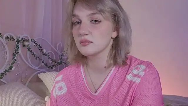 ELLIEJAY online show from March 2026 05:18:01 AM