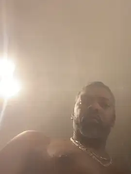 Elrubiolargo online show from July 2026 07:52:01 PM