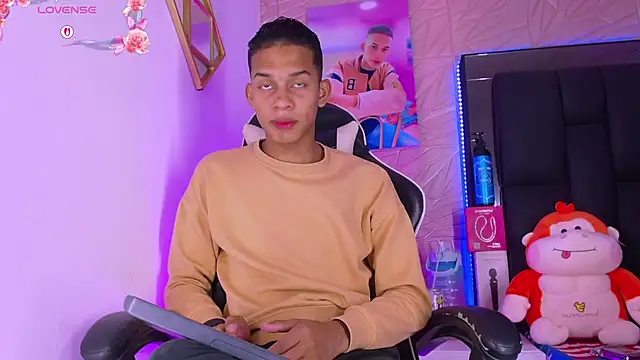 dilan alfonzo online show from March 2026 04:34:02 AM