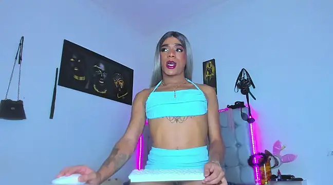 Kendall Hotsexy x online show from December 2024 07:22:01 PM