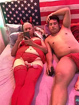 Snapshot of Grandma_Mature23 chatting on March 2025 01:31:02 AM Grandma Mature23 online show from March 2025 01:31:02 AM