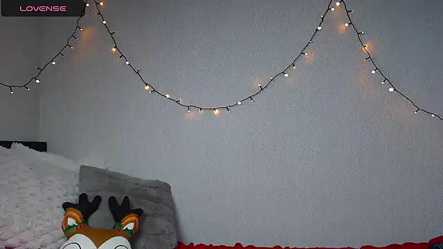 Snapshot of Nicole_blonde0 chatting on January 2025 08:42:01 PM Nicole blonde0 online show from January 2025 08:42:01 PM