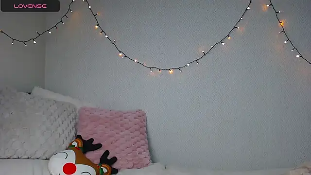 Snapshot of Nicole_blonde0 chatting on January 2025 09:01:01 PM Nicole blonde0 online show from January 2025 09:01:01 PM