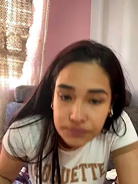 Snapshot of Alexsa_V chatting on October 2025 09:11:01 PM Alexsa V online show from October 2025 09:11:01 PM