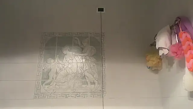 Snapshot of sensuale88modello chatting on February 2026 02:14:01 PM sensuale88modello online show from February 2026 02:14:01 PM