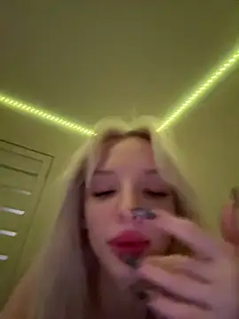 AleksaBlonde online show from January 2025 12:01:01 AM