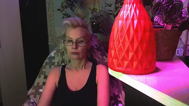 HelgaHimmell online show from April 2026 10:51:02 PM