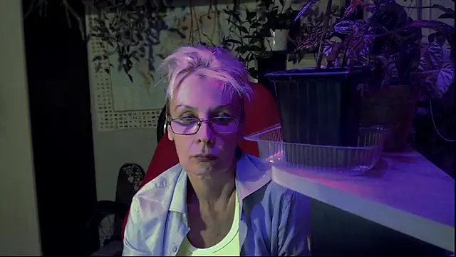 Snapshot of HelgaHimmell chatting on July 2026 09:25:02 PM HelgaHimmell online show from July 2026 09:25:02 PM