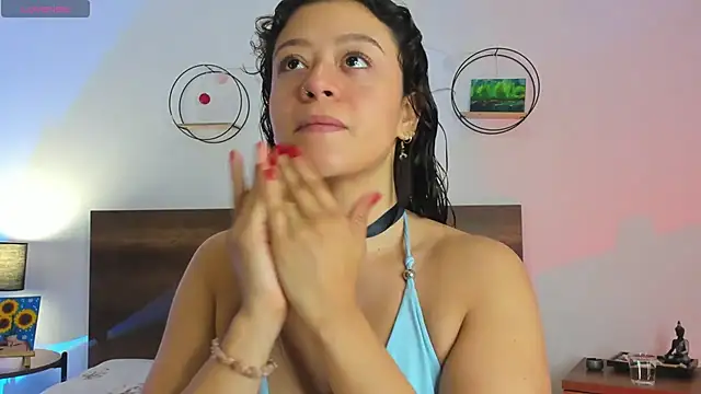 YenniferCurly online show from December 2024 12:27:01 PM