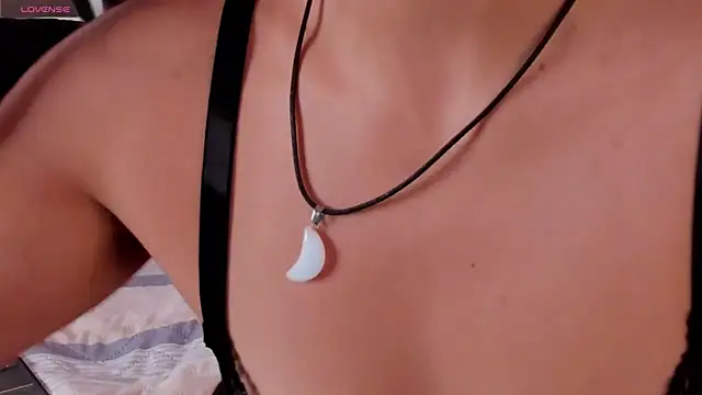 YenniferCurly online show from December 2024 12:55:02 PM