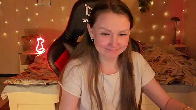 desperatehousewife   online show from April 2026 07:01:02 PM