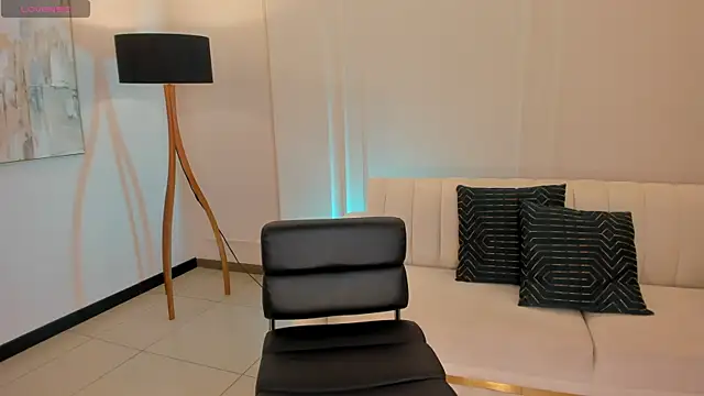 MollySundersX online show from March 2025 08:01:02 PM