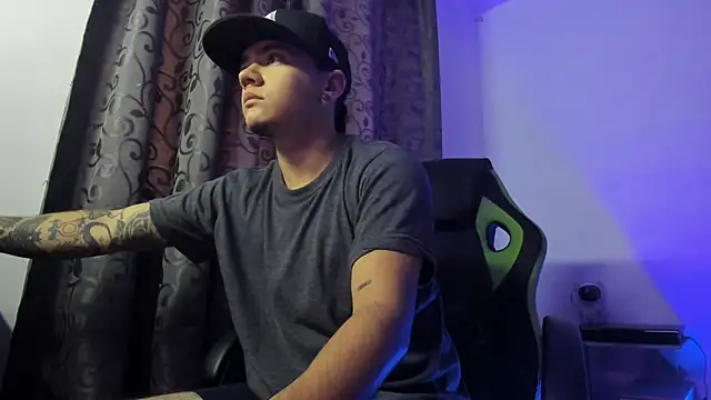 male pussy online show from September 2025 11:44:02 AM