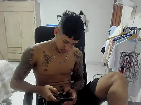 slim master12 online show from December 2025 11:09:02 PM