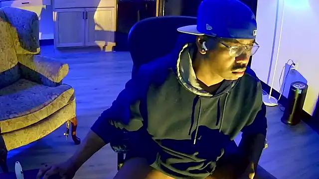 Snapshot of Southernfuckery chatting on February 2026 01:10:02 AM Southernfuckery online show from February 2026 01:10:02 AM