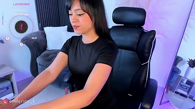 emilyruiz1 online show from January 2026 04:11:01 PM