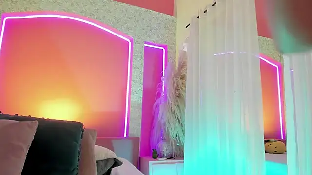 Aurora aaa online show from December 2024 09:33:02 PM