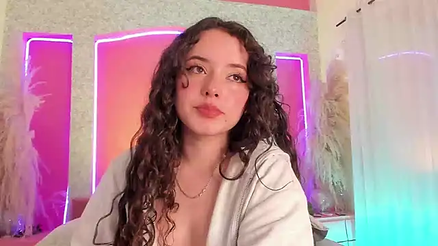 Aurora aaa online show from December 2024 07:39:02 PM