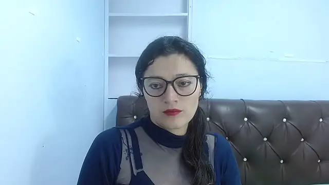 Snapshot of lunazulsj chatting on January 2025 04:34:01 PM lunazulsj online show from January 2025 04:34:01 PM