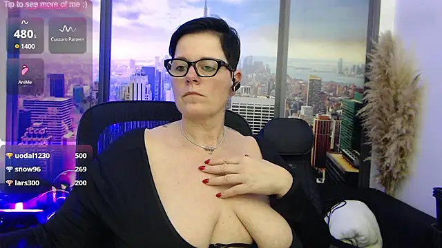 ninarandmann online show from February 2025 09:21:02 PM