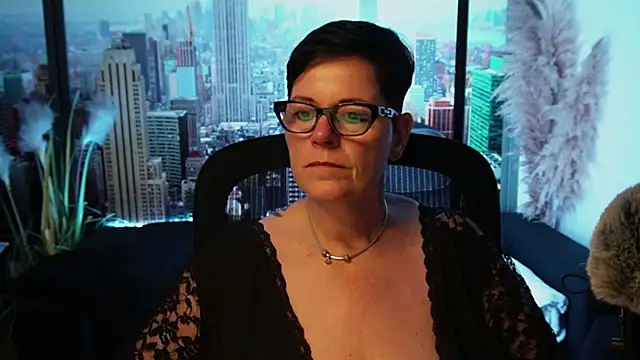 ninarandmann online show from November 2025 05:31:01 PM