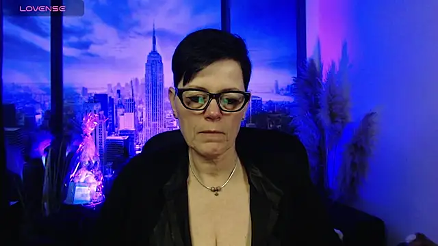 ninarandmann online show from March 2026 04:01:01 PM