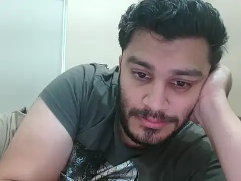 robintoit online show from May 2026 03:24:02 AM