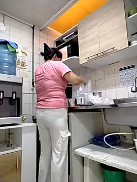 Natasha milf   online show from March 2026 01:16:02 PM