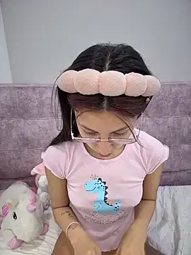 Bonniepark online show from March 2026 05:30:01 PM