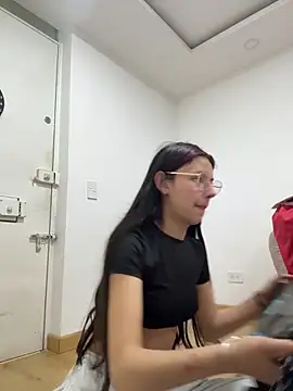 Bonniepark online show from March 2026 12:05:01 AM