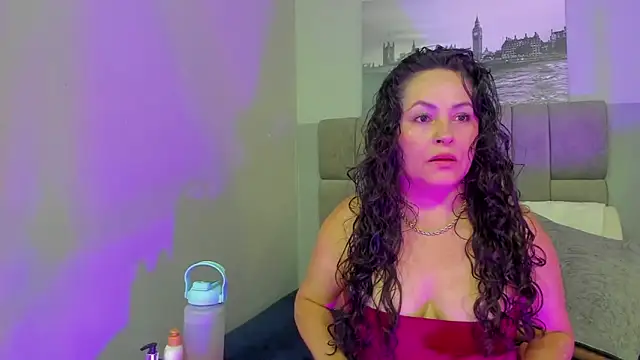 Snapshot of hanny_milf chatting on July 2026 12:01:01 PM hanny milf online show from July 2026 12:01:01 PM