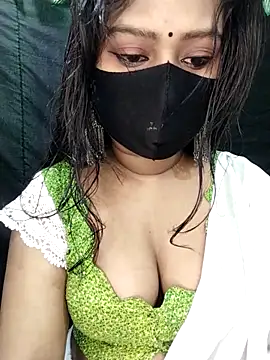 Snapshot of Idhika_Paul chatting on November 2025 03:45:01 AM Idhika Paul online show from November 2025 03:45:01 AM