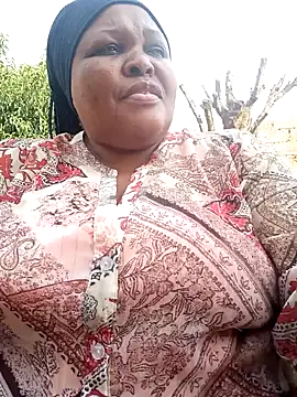 Snapshot of HOTSUGARX5 chatting on December 2024 03:04:01 PM HOTSUGARX5 online show from December 2024 03:04:01 PM