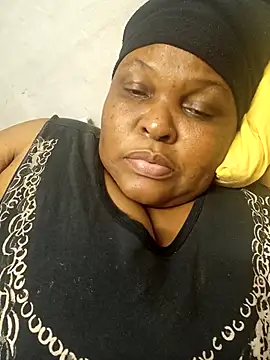 Snapshot of HOTSUGARX5 chatting on March 2025 04:24:02 PM HOTSUGARX5 online show from March 2025 04:24:02 PM