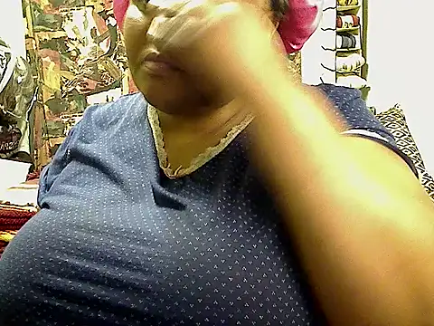 Snapshot of HOTSUGARX5 chatting on October 2025 12:05:02 PM HOTSUGARX5 online show from October 2025 12:05:02 PM