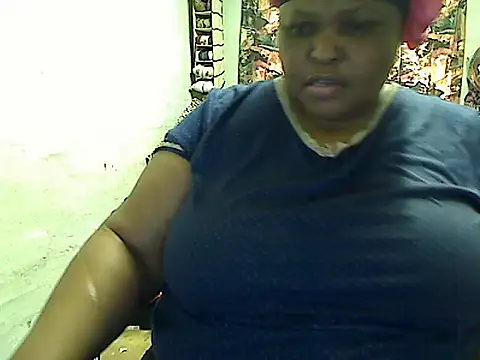 Snapshot of HOTSUGARX5 chatting on October 2025 11:28:01 AM HOTSUGARX5 online show from October 2025 11:28:01 AM