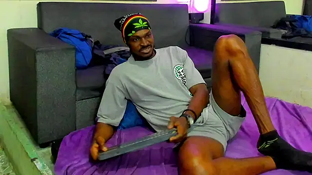 Terrance z online show from November 2025 09:53:01 PM