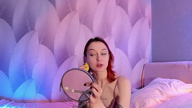 Snapshot of CrystalRey chatting on March 2025 05:09:01 AM CrystalRey online show from March 2025 05:09:01 AM