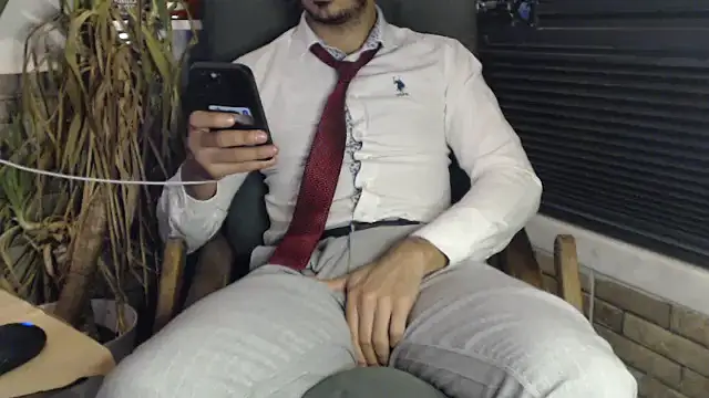 Naughtb0y online show from February 2025 10:39:02 PM