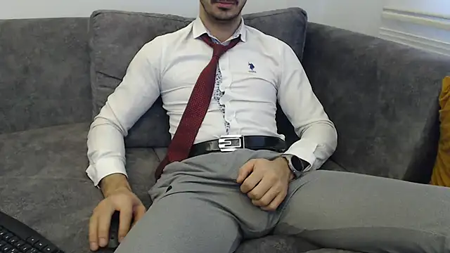 Naughtb0y online show from February 2026 02:49:02 PM