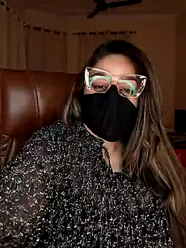 SEXY-Sardarni online show from December 2024 03:35:01 PM