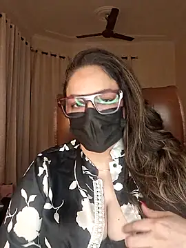 SEXY-Sardarni online show from September 2025 02:41:01 PM