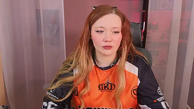 Snapshot of carolina_elf chatting on February 2026 05:15:01 AM carolina elf online show from February 2026 05:15:01 AM