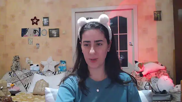 Snapshot of INELIKA chatting on December 2024 10:20:01 PM INELIKA online show from December 2024 10:20:01 PM