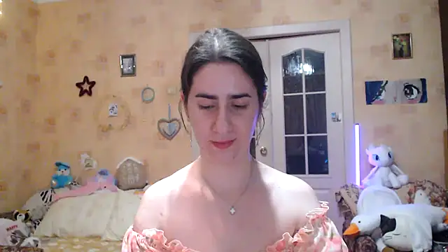 Snapshot of INELIKA chatting on January 2025 03:47:02 PM INELIKA online show from January 2025 03:47:02 PM