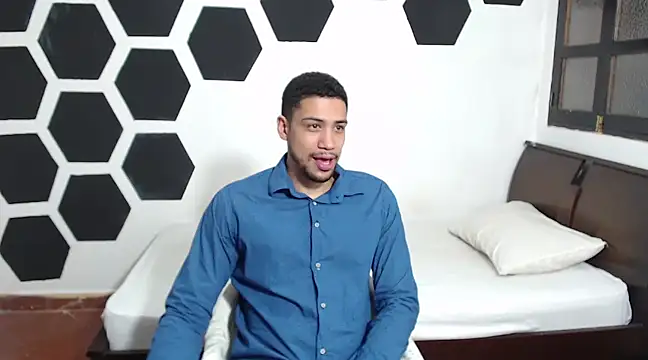 Jhors  Collens online show from January 2025 07:39:02 AM