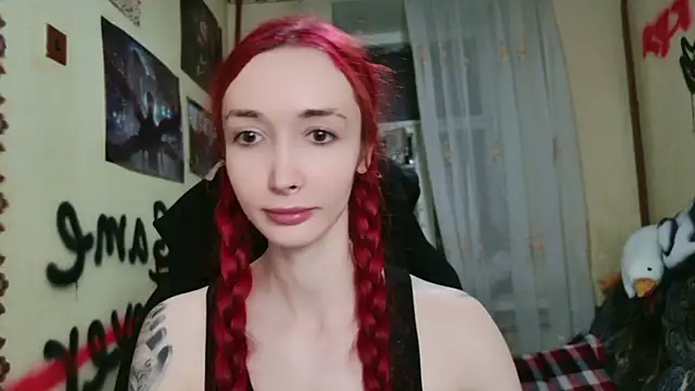 Snapshot of Roxy_Silver chatting on June 2026 08:40:02 PM Roxy Silver online show from June 2026 08:40:02 PM